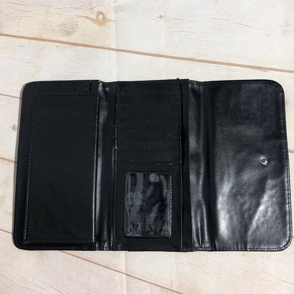 Betty Boop Black tri fold Wallet - Picture 3 of 11